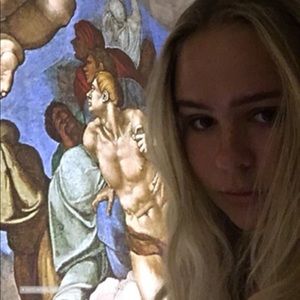 Meet your Posher, Miya